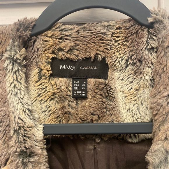 Fur Jacket - Picture 2 of 5